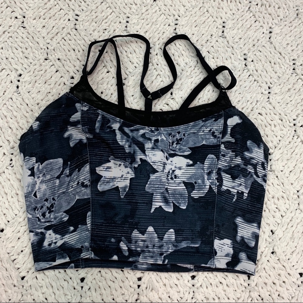 Old Navy Go Dry Lined Mesh Patterned Sports Bra